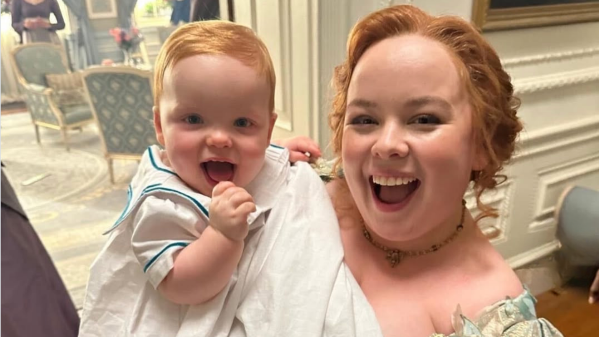 Arriva un nuovo membro nella famiglia Bridgerton: Colin e Penelope diventano genitori!